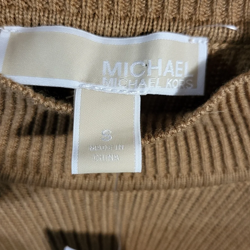 NWT WOMANS MICHAEL KORS FUR CUFFED SWEATER SZ S